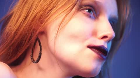 Snapshot of ginger_hugs chatting on 01-07-25, 01:06        im expecting 350 thumbs up on my altar   online show from 01-07-25, 01:06