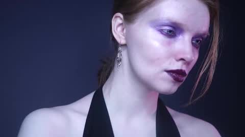 Snapshot of ginger_hugs chatting on 02-09-25, 10:11        im expecting 350 thumbs up on my altar   online show from 02-09-25, 10:11