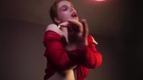 Snapshot of ginger_hugs chatting on 02-14-25, 01:13        im expecting 350 thumbs up on my altar   online show from 02-14-25, 01:13