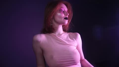 Snapshot of ginger_hugs chatting on 02-19-25, 10:20        im expecting 350 thumbs up on my altar   online show from 02-19-25, 10:20