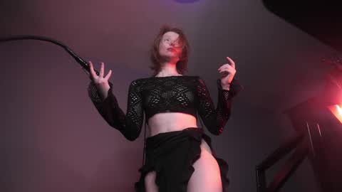 Snapshot of ginger_hugs chatting on 02-22-25, 04:18        im expecting 350 thumbs up on my altar   online show from 02-22-25, 04:18