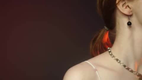 Snapshot of ginger_hugs chatting on 02-25-25, 10:07        im expecting 350 thumbs up on my altar   online show from 02-25-25, 10:07