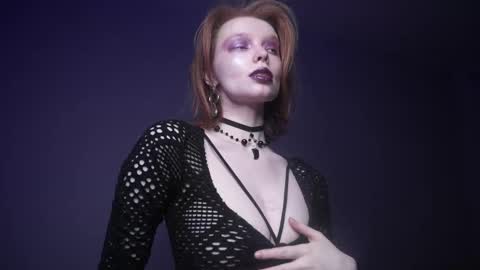 Snapshot of ginger_hugs chatting on 02-27-25, 10:09        im expecting 350 thumbs up on my altar   online show from 02-27-25, 10:09