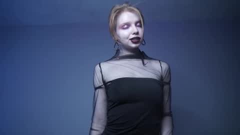 Snapshot of ginger_hugs chatting on 03-07-25, 10:10        im expecting 350 thumbs up on my altar   online show from 03-07-25, 10:10