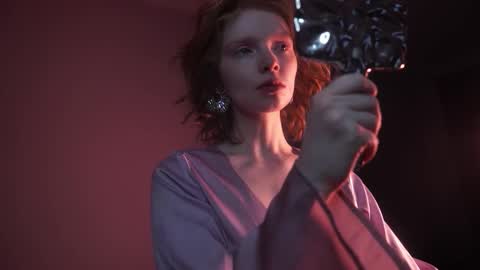 Snapshot of ginger_hugs chatting on 10-07-25, 10:07        im expecting 350 thumbs up on my altar   online show from 10-07-25, 10:07