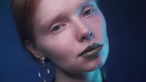 Snapshot of ginger_hugs chatting on 10-09-25, 10:19        im expecting 350 thumbs up on my altar   online show from 10-09-25, 10:19