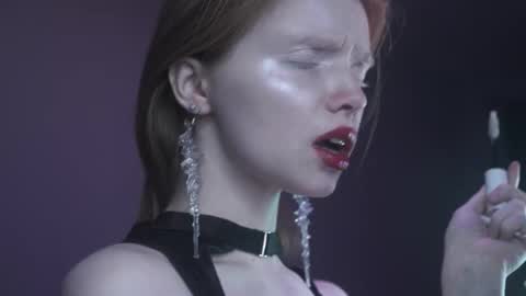        im expecting 350 thumbs up on my altar   online show from 12-21-25, 10:06