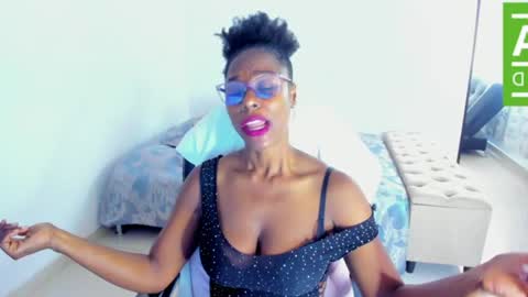  Diana   online show from 07-10-26, 12:30
