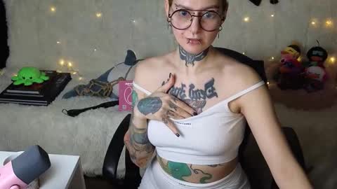 Ginger online show from 12-18-25, 09:32