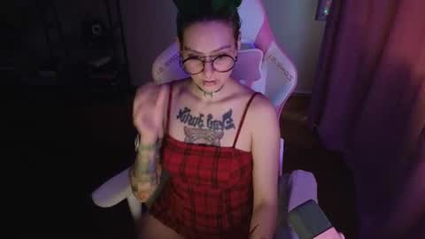 Ginger online show from 07-28-26, 07:37