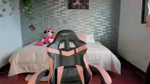 Ginger online show from 09-08-25, 10:42