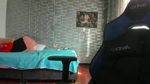 Snapshot of ginger_sweetty chatting on 05-04-26, 08:49 Ginger online show from 05-04-26, 08:49