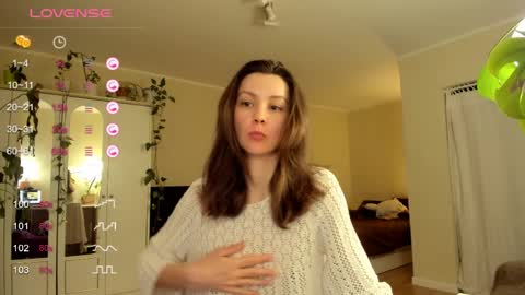 Snapshot of gingerbread__house chatting on 04-05-26, 05:54 Vasilisa online show from 04-05-26, 05:54