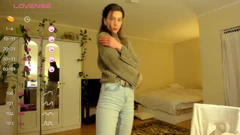 Snapshot of gingerbread__house chatting on 04-10-26, 05:28 Vasilisa online show from 04-10-26, 05:28