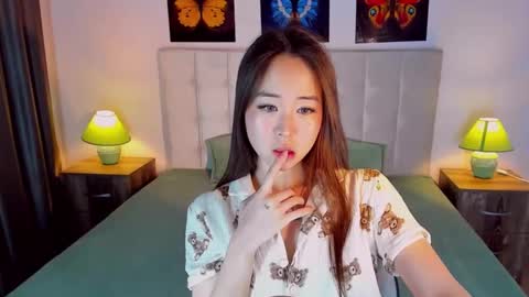 Ginny online show from 12-26-24, 02:05