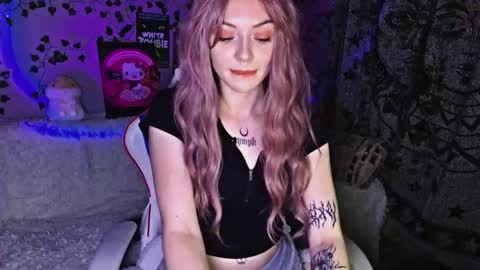 Ginny online show from 09-24-25, 06:33