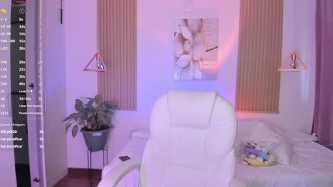 Snapshot of ginnywett chatting on 01-21-25, 07:06 Kendall online show from 01-21-25, 07:06