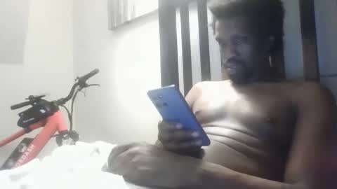 gino_crazy87 online show from 04-17-26, 03:53