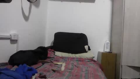 emahot online show from 11-11-25, 08:36