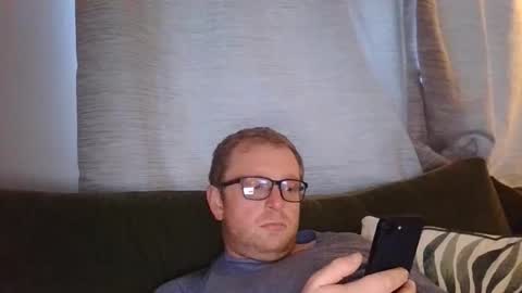 Snapshot of ginwood chatting on 05-13-26, 07:00 ginwood online show from 05-13-26, 07:00