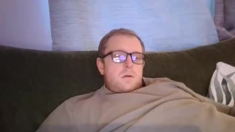 Snapshot of ginwood chatting on 05-14-26, 07:09 ginwood online show from 05-14-26, 07:09
