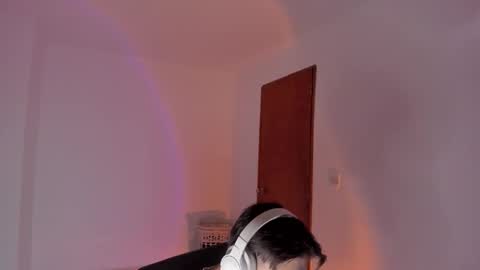 Snapshot of gio_russo chatting on 01-06-26, 06:44 GioRusso online show from 01-06-26, 06:44