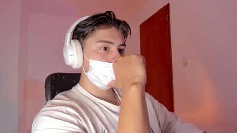 Snapshot of gio_russo chatting on 01-09-26, 05:59 GioRusso online show from 01-09-26, 05:59