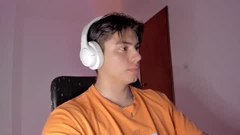 Snapshot of gio_russo chatting on 02-13-26, 12:39 GioRusso online show from 02-13-26, 12:39