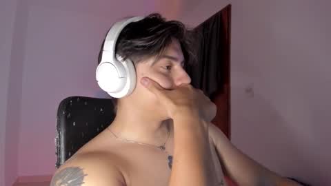 Snapshot of gio_russo chatting on 02-18-26, 11:55 GioRusso online show from 02-18-26, 11:55