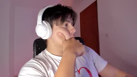 Snapshot of gio_russo chatting on 02-19-26, 08:38 GioRusso online show from 02-19-26, 08:38