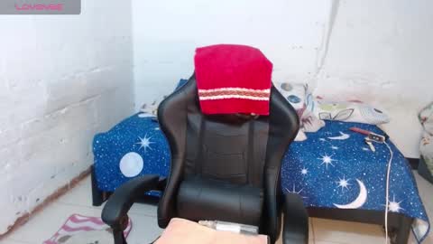 Snapshot of giorgia_xue53 chatting on 12-08-24, 07:05 Mary online show from 12-08-24, 07:05