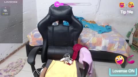 Snapshot of giorgia_xue53 chatting on 01-21-25, 08:41 Mary online show from 01-21-25, 08:41