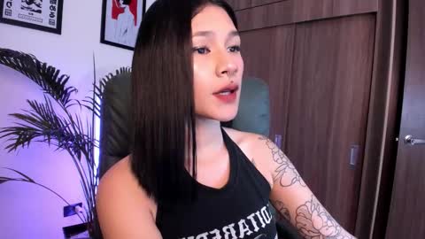 Gigi o Giorgi  online show from 10-25-25, 01:24