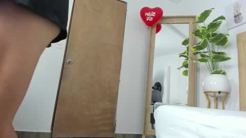 G I S E P L A online show from 02-19-25, 12:33