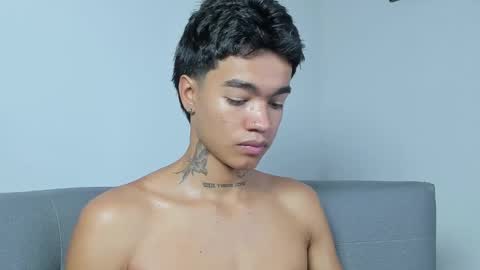 Snapshot of giraldo_giraldo chatting on 01-17-25, 06:12 Giraldo online show from 01-17-25, 06:12