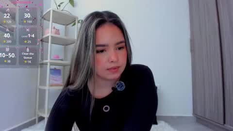 Snapshot of girl_alana chatting on 09-20-25, 03:46 Alana online show from 09-20-25, 03:46