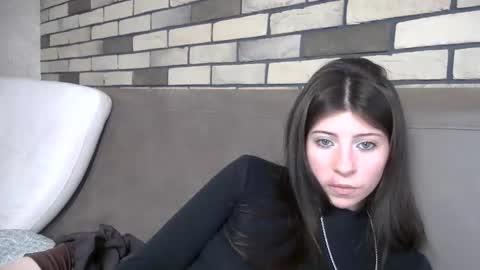 girl_cute007 online show from 05-27-26, 04:04