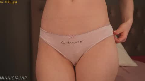 Nikki online show from 04-24-26, 03:03