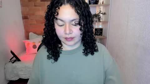 girl_inline online show from 02-13-25, 08:55