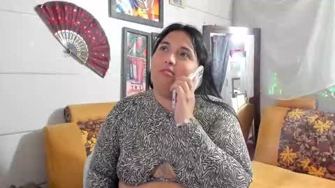 girl_luna_ online show from 10-02-25, 07:10