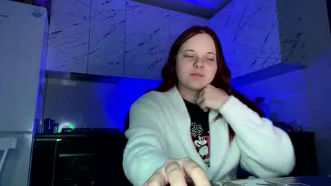 girl_shy07 online show from 04-23-26, 09:28