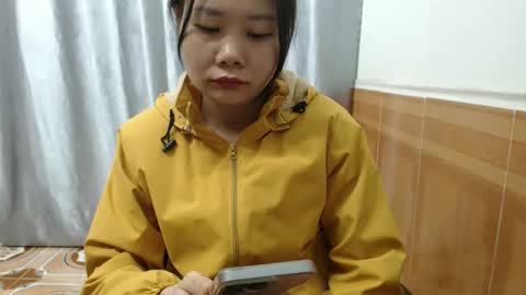 Snapshot of girlbaee chatting on 10-24-25, 01:46 Babe online show from 10-24-25, 01:46