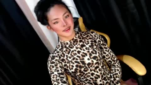 queen ronna online show from 12-02-24, 08:00