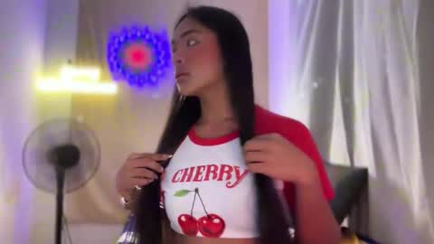 queen ronna online show from 11-23-25, 01:16