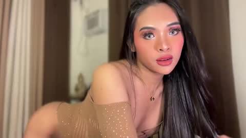 Snapshot of girlcock_dominantfucker chatting on 05-16-26, 04:06 queen ronna online show from 05-16-26, 04:06