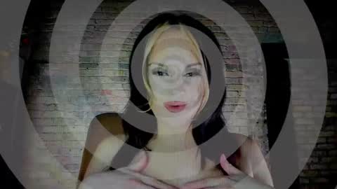 Snapshot of girlnamedcheese chatting on 02-18-25, 11:52 Cheese online show from 02-18-25, 11:52