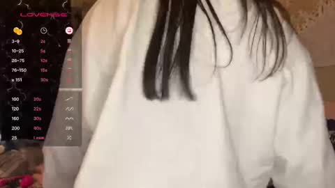 Snapshot of girlofurdreamsxxxxox chatting on 12-20-24, 09:17 Camille online show from 12-20-24, 09:17