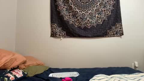 Snapshot of girlofurdreamsxxxxox chatting on 10-10-25, 03:00 Camille online show from 10-10-25, 03:00