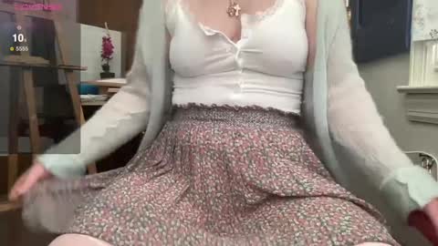 Snapshot of girlonabicycle chatting on 02-12-25, 06:40 Marina online show from 02-12-25, 06:40