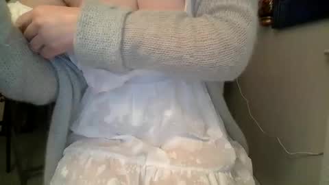 Snapshot of girlonabicycle chatting on 01-10-26, 03:03 Marina online show from 01-10-26, 03:03